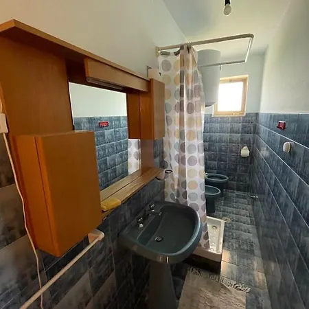 Confortevole A Cinque Minuti Dal Mare. דירה